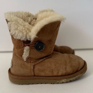 UGG Bailey Button Boots Child Size 13